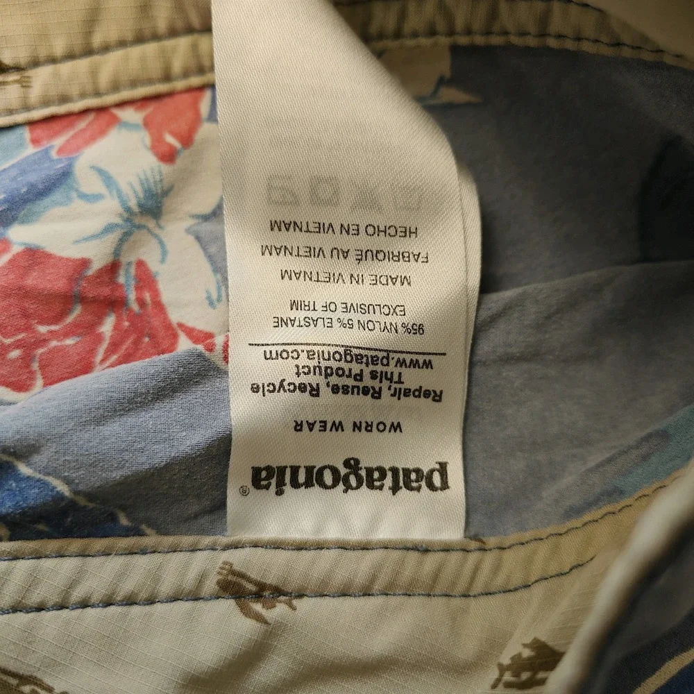 Patagonia‎ Mens 32 Board Shorts Blue Floral Tropical Scalloped Hem Stretch Swim